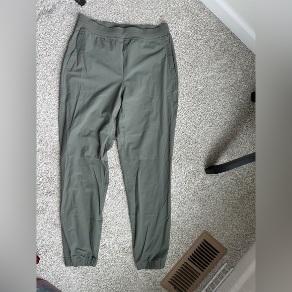 Women’s Lululemon Adapted State High Rise Jogger in Grey Sage - Picture 6 of 11